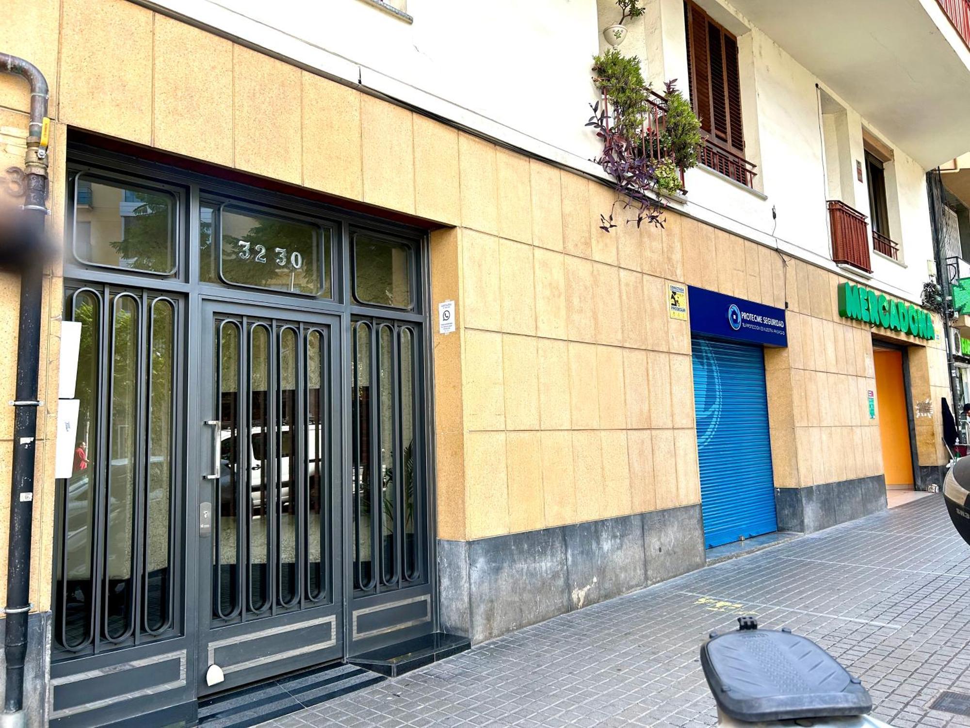 Apartment Carrer D'Olesa バルセロナ エクステリア 写真