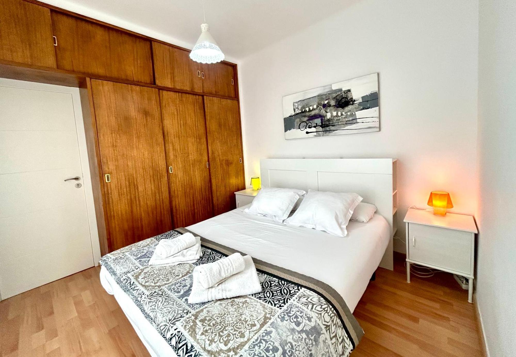 Apartment Carrer D'Olesa バルセロナ エクステリア 写真