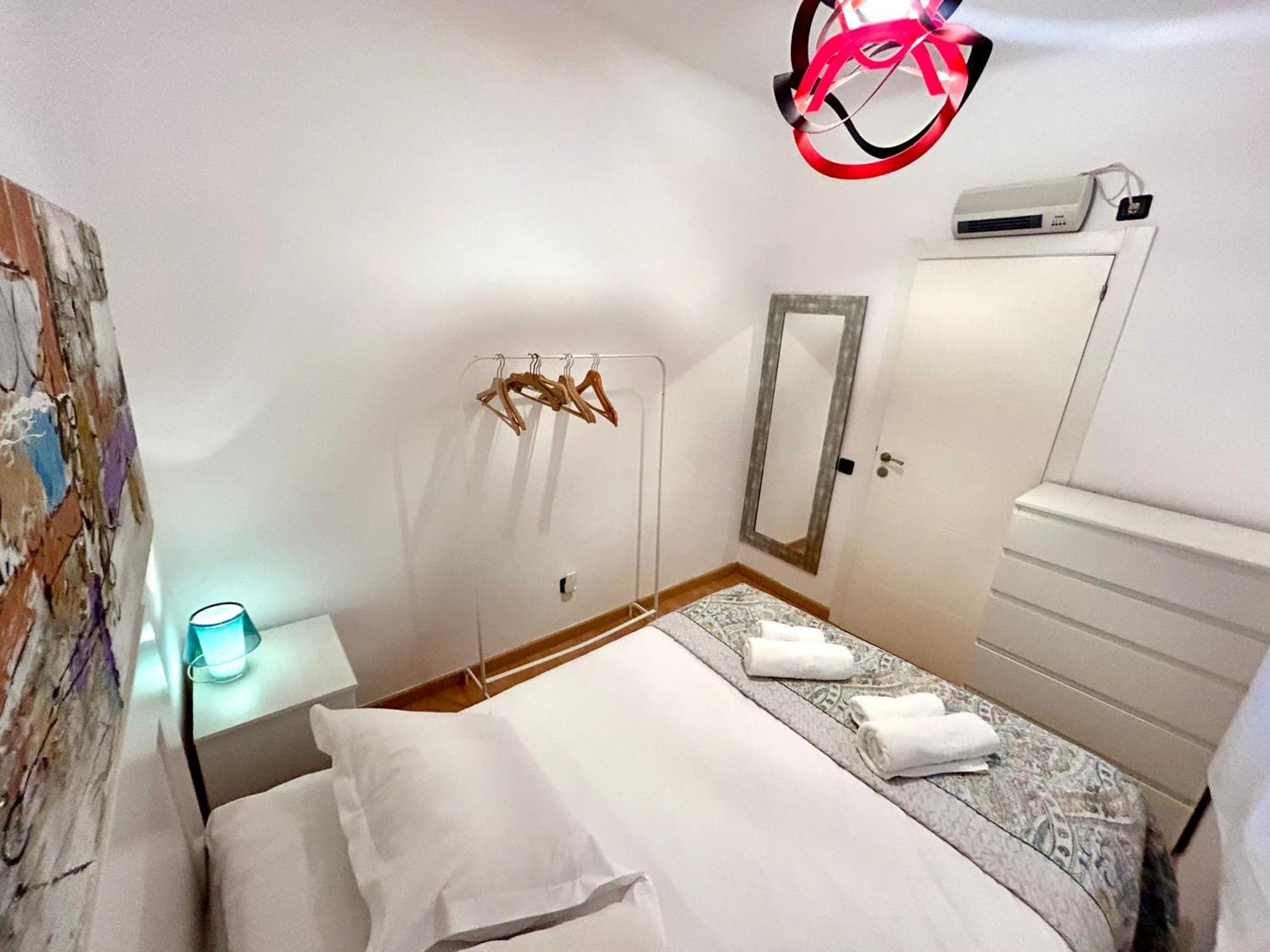 Apartment Carrer D'Olesa バルセロナ エクステリア 写真