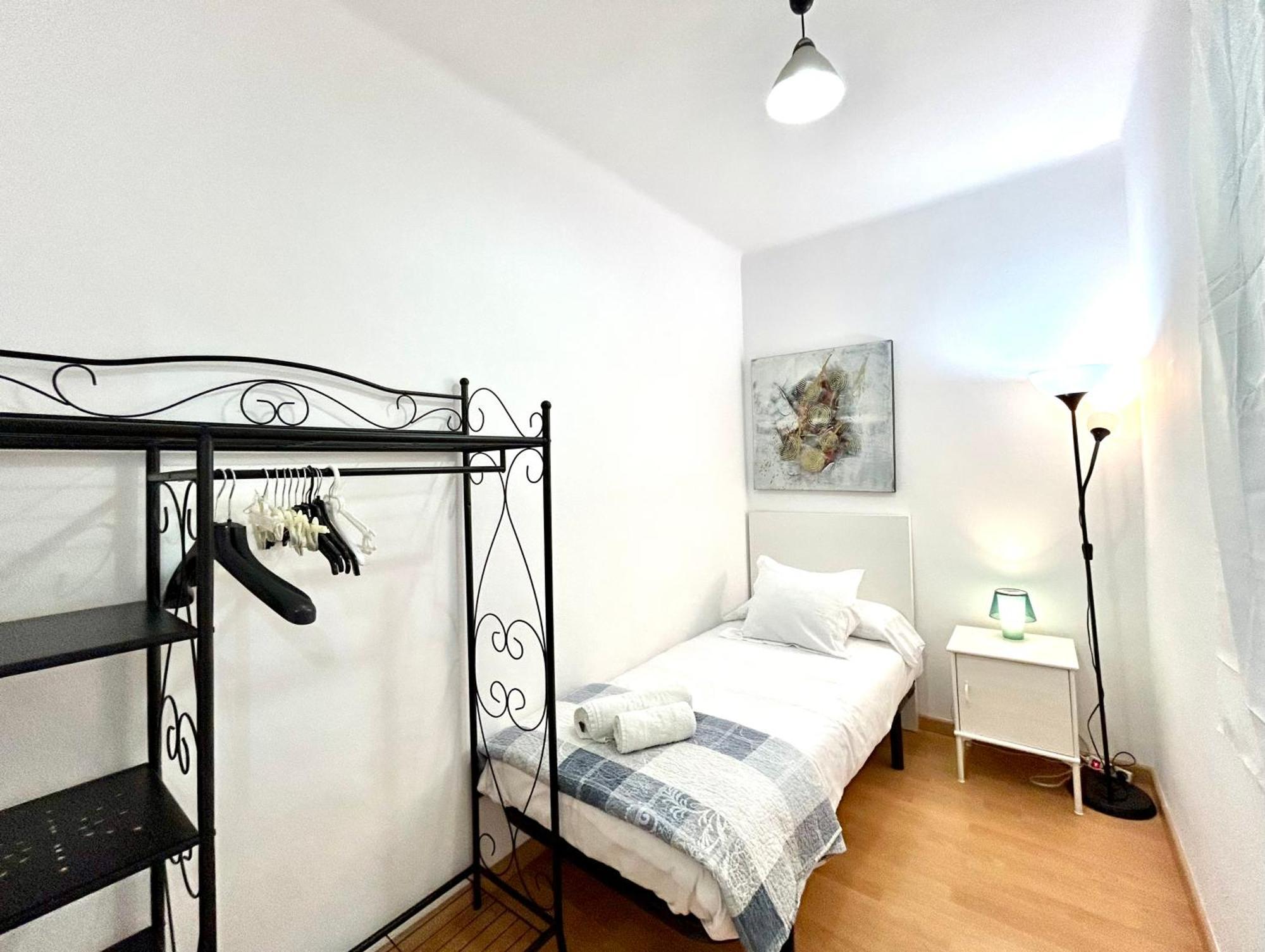 Apartment Carrer D'Olesa バルセロナ エクステリア 写真