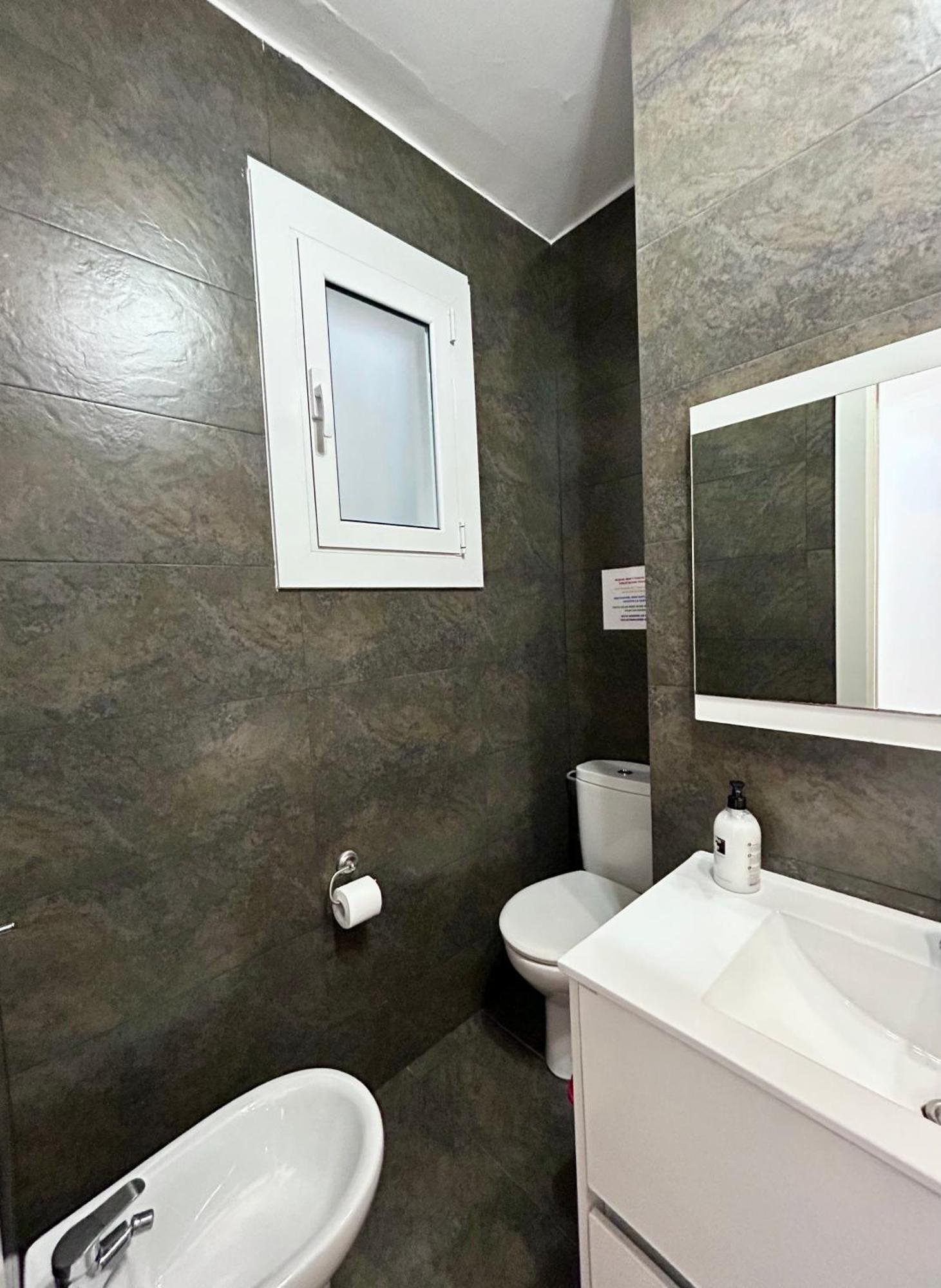 Apartment Carrer D'Olesa バルセロナ エクステリア 写真